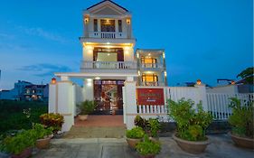 Riverside Sunset Homestay